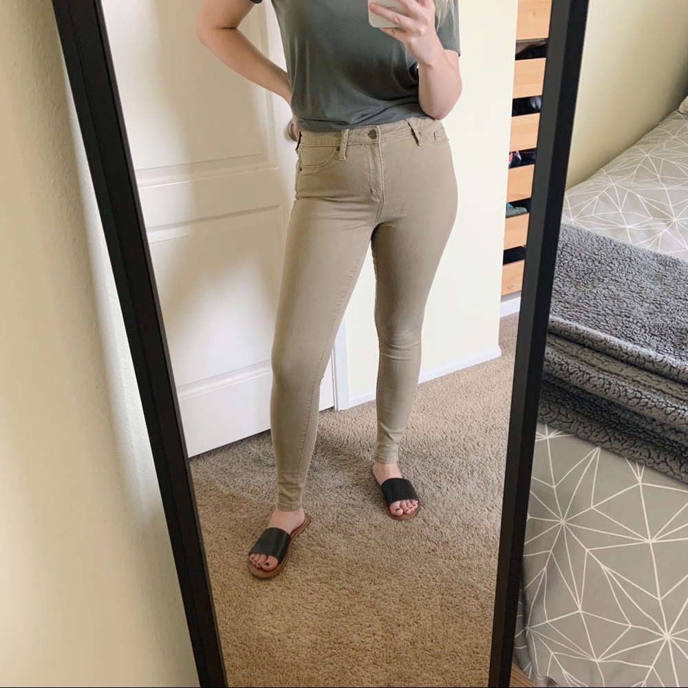 Universal Thread Khaki Jeggings